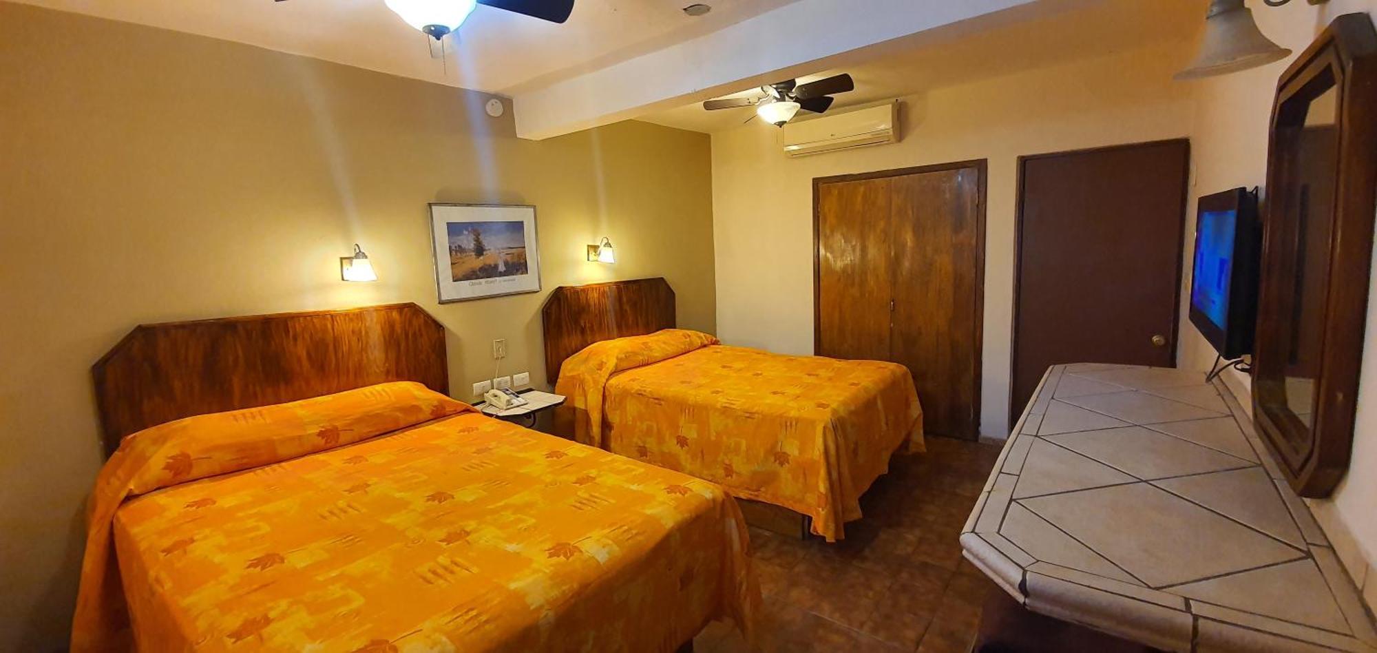 Hotel Suites Kino Hermosillo Exterior foto