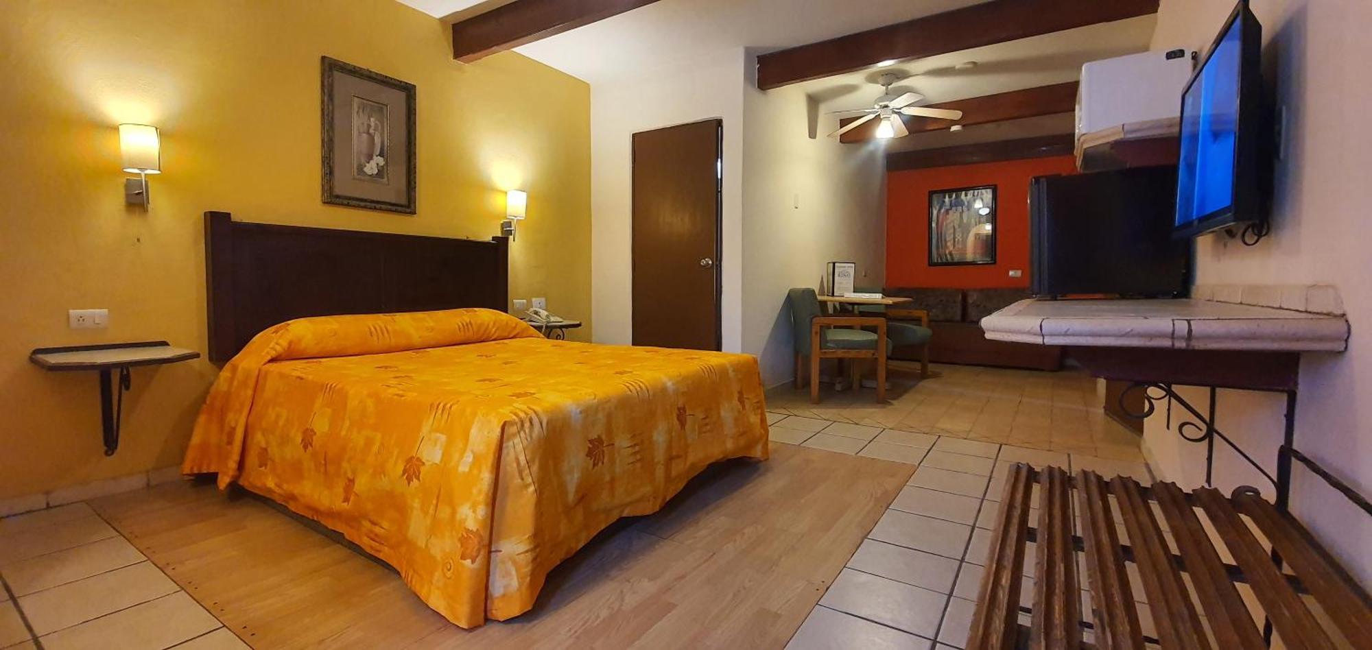 Hotel Suites Kino Hermosillo Exterior foto